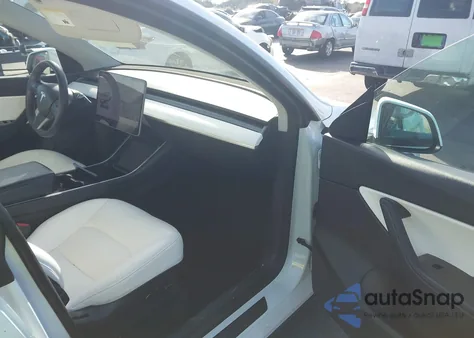 2021 Tesla Model Y Long Range Dual Motor All-Wheel Drive from USA, damaged, VIN 5YJYGDEE1MF089823